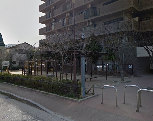 公園　門戸岡田はなみずき公園（公園）まで338m