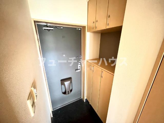 収納　廊下収納