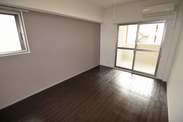 その他部屋・スペース　写真は同マンションの他のお部屋のものです