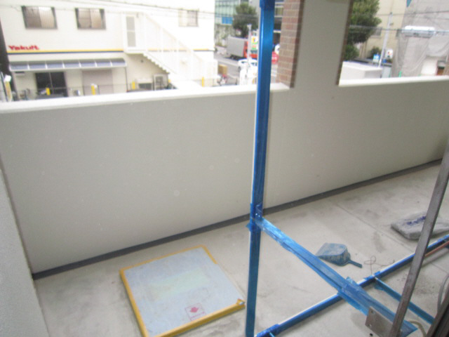 バルコニー　写真は同マンションの他のお部屋のものです