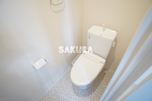 トイレ　嬉しい温水洗浄便座♪