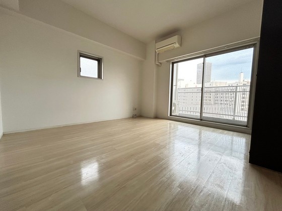 居室・リビング　※別部屋の写真です