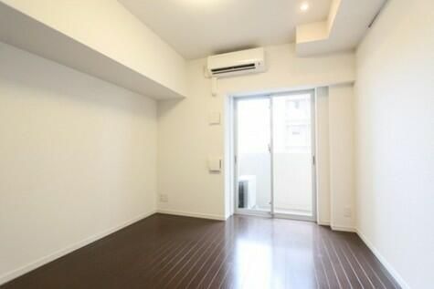 居室・リビング　別号室参考写真