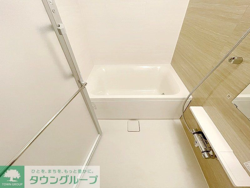 バス・シャワールーム　お問合せは(株)タウンハウジングレジデンス事業部【03-…