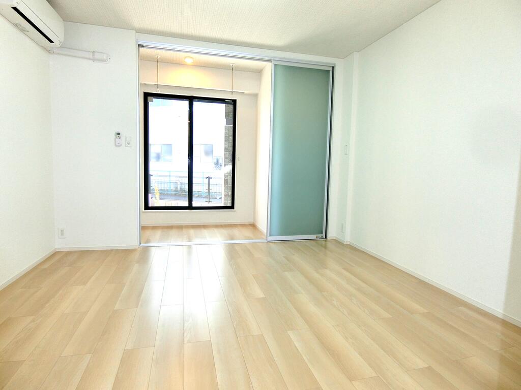 その他部屋・スペース　同型の写真、配色に違いあり