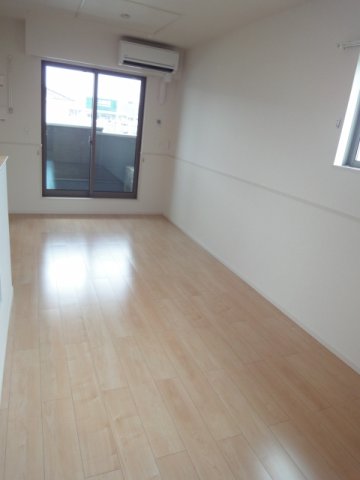 居室・リビング　使いやすいリビングです