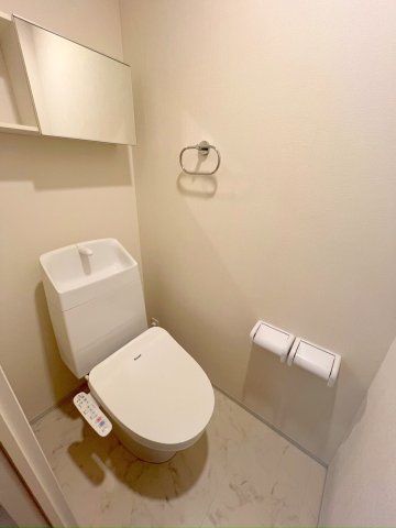 トイレ　清潔感のあるトイレです