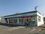 コンビニ　ファミリーマート遠賀松の本店（コンビニ）まで1070m