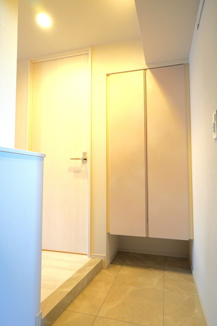 玄関　※写真は同タイプ住戸です。