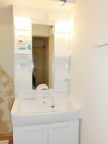 洗面設備　※別号室参考写真です