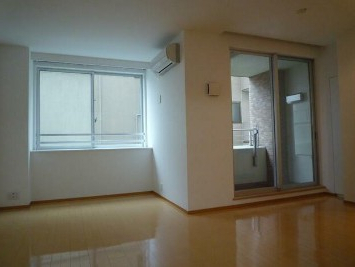 居室・リビング　13.2帖のきれいなLDK。