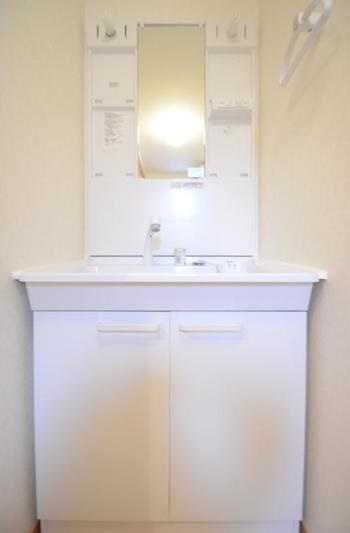 洗面設備　身支度に欠かせない独立洗面台♪忙しい朝には欠かせない洗面所で