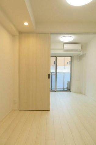 居室・リビング　内観1