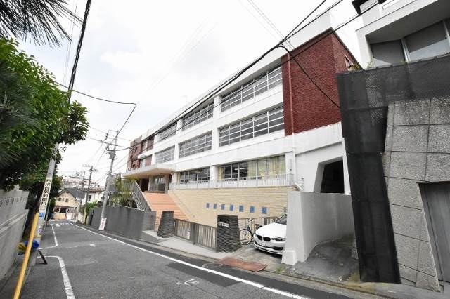 中学校　清明学園中学校（中学校）まで186m