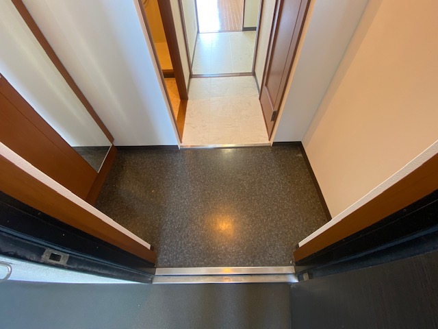 玄関　※同施工会社のイメージ写真※