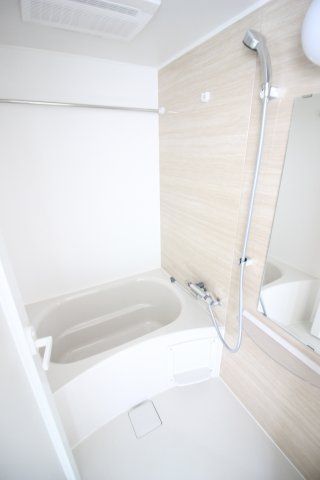バス・シャワールーム　（別タイプ参考写真）リヴシティ王子弐番館　北区堀船2