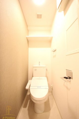 トイレ　プライムアーバン御堂筋本町