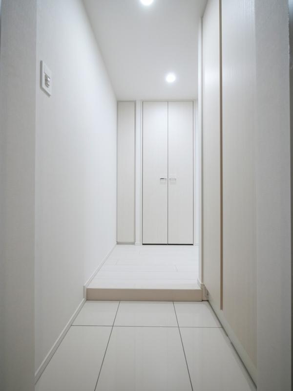 玄関　☆シューズボックス付き玄関スペース☆