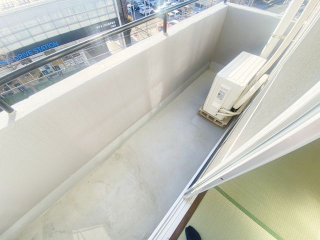 バルコニー　バルコニー