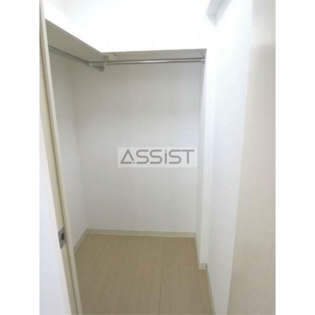 収納　ウォークインクローゼット