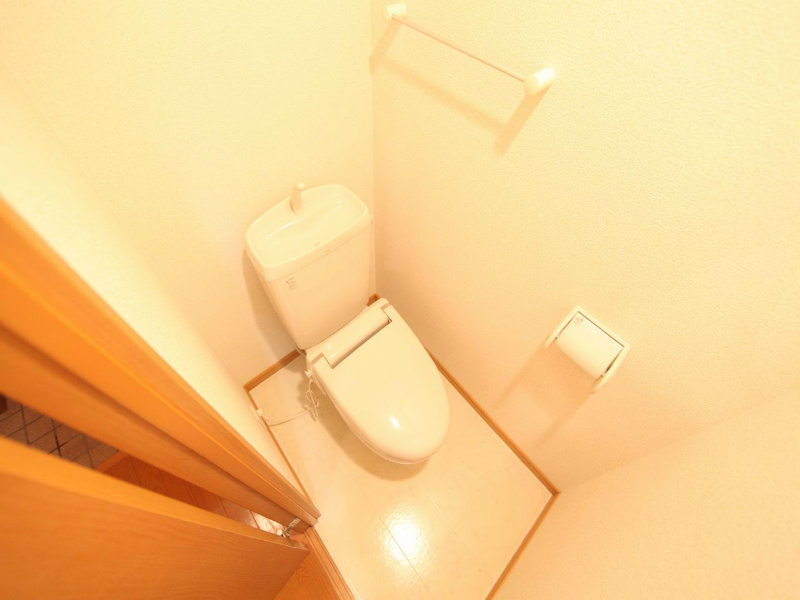 トイレ　洋式トイレ　暖房便座付き