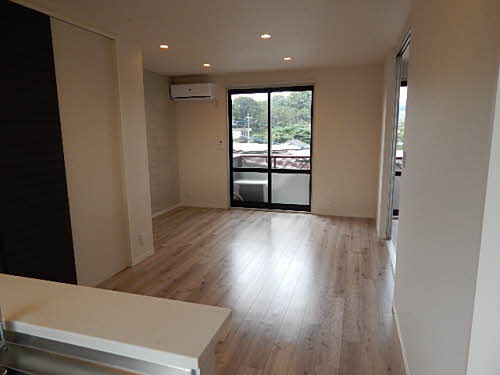 バルコニー　陽当たり良好なバルコニーです♪