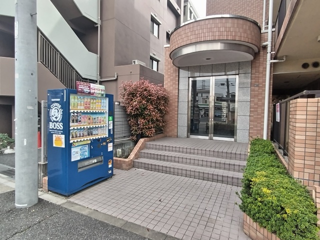 エントランス　エントランス