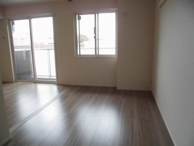 その他部屋・スペース　南側洋室♪