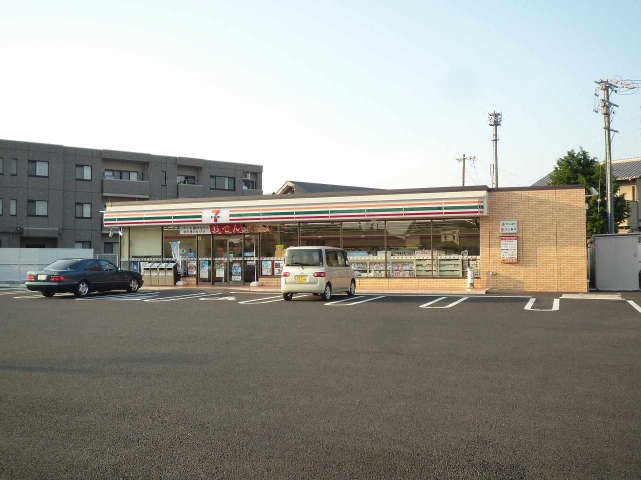 コンビニ　セブンイレブン・四日市下さざらい町店（コンビニ）まで233m