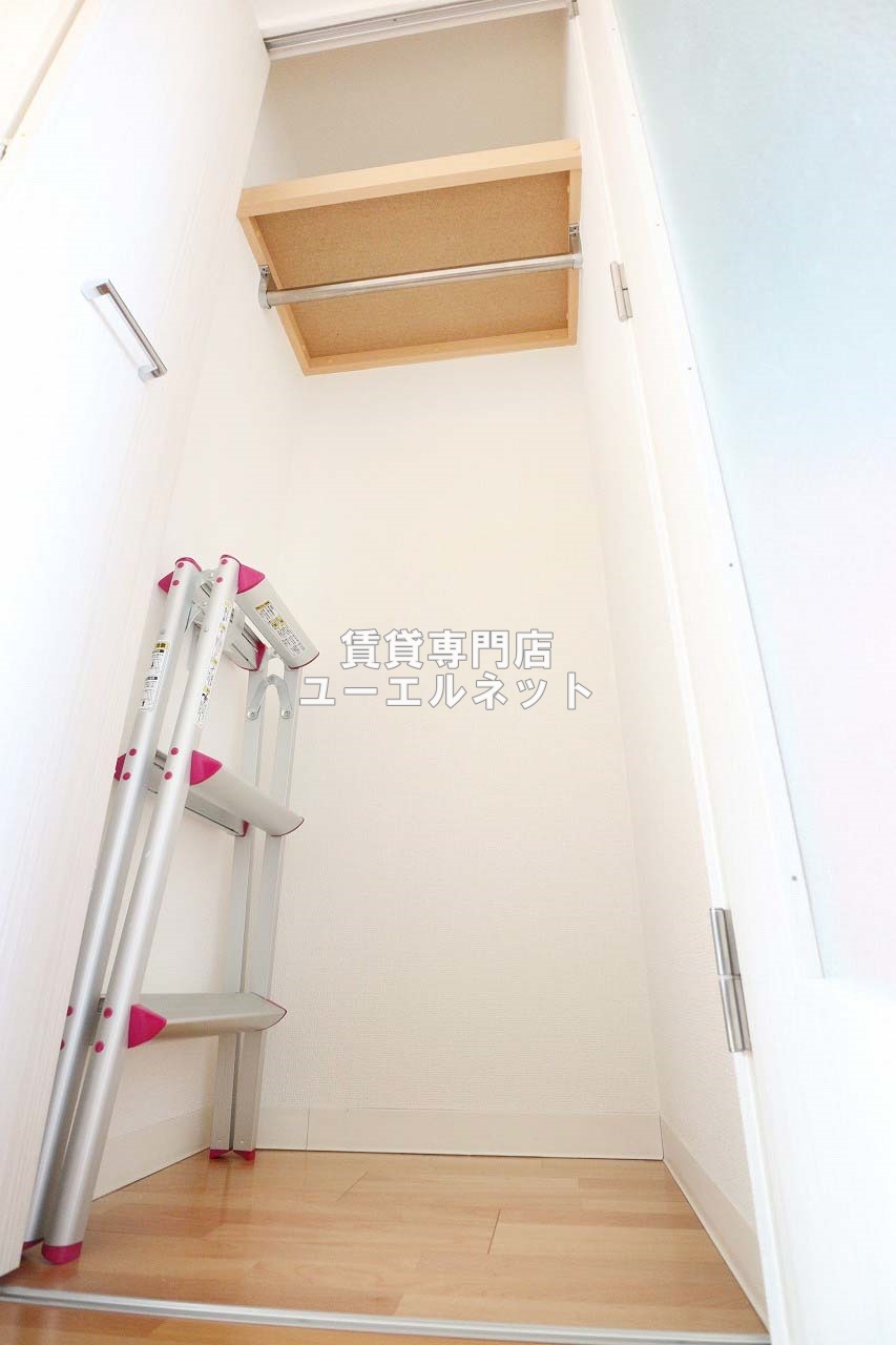 収納　クローゼット付きでお部屋もスッキリ♪