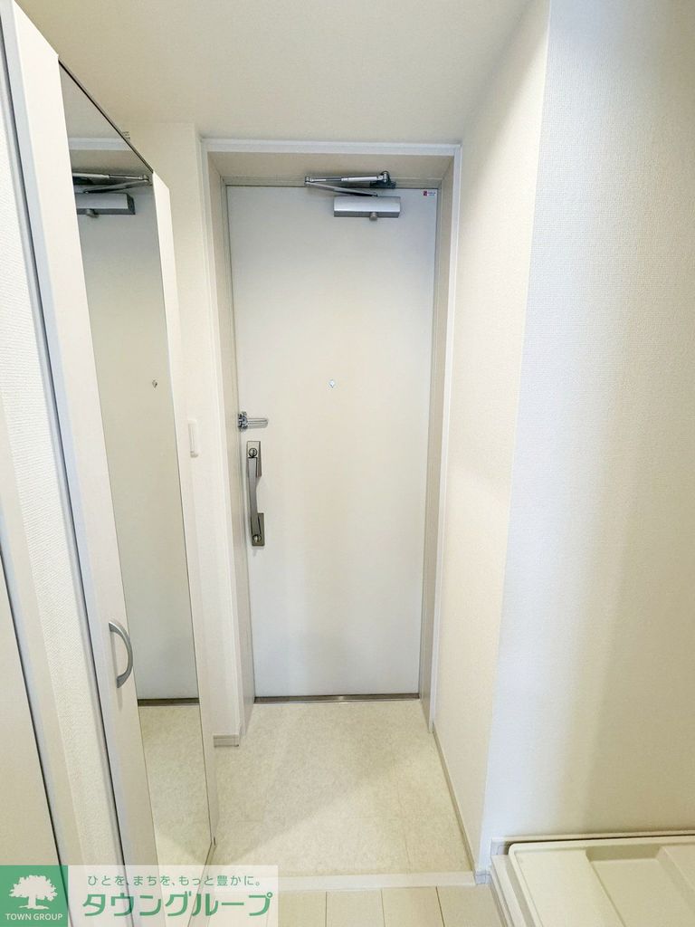 玄関　お問合せは【タウンハウジング】まで！※現地待合わせ相談可！