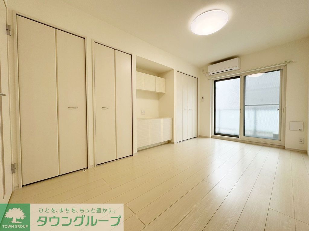 居室・リビング　現地待ち合わせ歓迎♪お問合せはタウンハウジングまで！