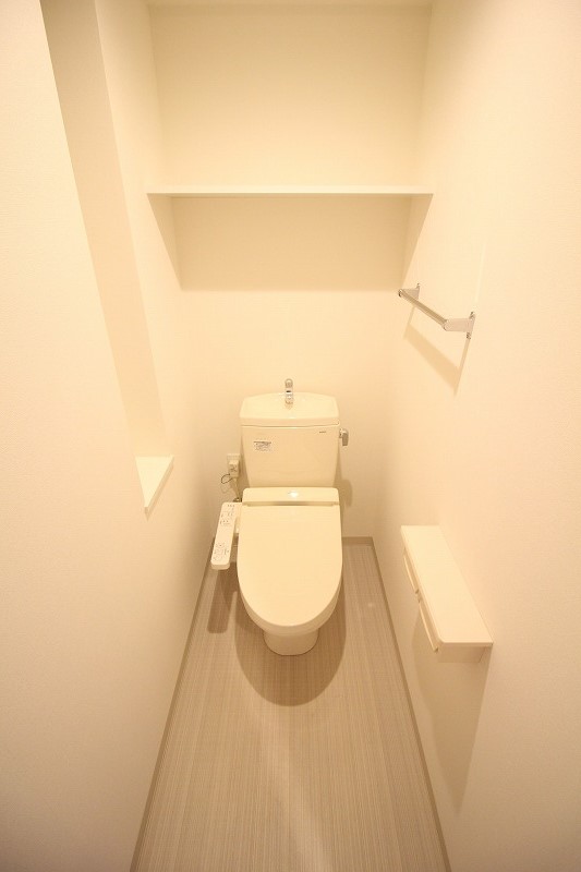 トイレ　同タイプ室内写真