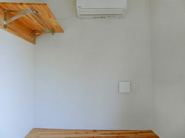 収納　「Trias381」