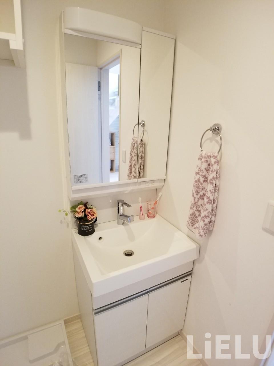 洗面設備　ロフト 同シリーズ物件のモデルルームになります※現況優先