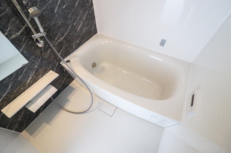 バス・シャワールーム　図面と現状に相違がある場合には現状を優先