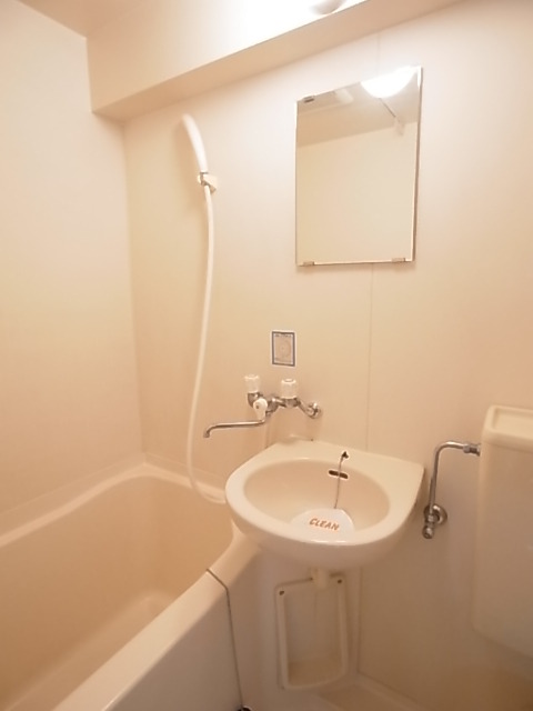 バス・シャワールーム　バスルーム