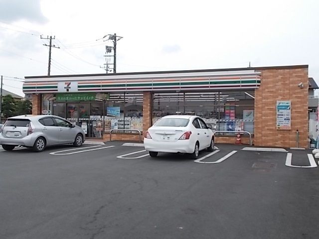 コンビニ　セブンイレブン高根沢宝積寺店（コンビニ）まで1900m