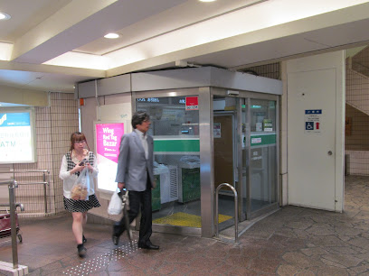 銀行　ゆうちょ銀行本店ウィング高輪内出張所（銀行）まで307m