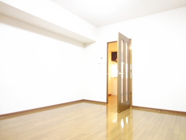 その他部屋・スペース　居室スペース9.4帖と広く綺麗なお部屋です！