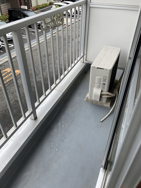 バルコニー　反転部屋参考写真