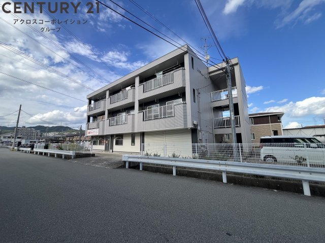 建物外観　敷地内に駐輪場あります！