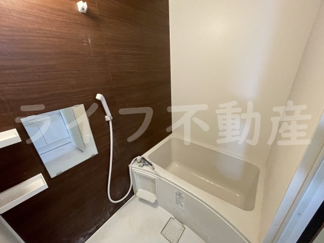 バス・シャワールーム　日々の疲れを癒すお風呂付です
