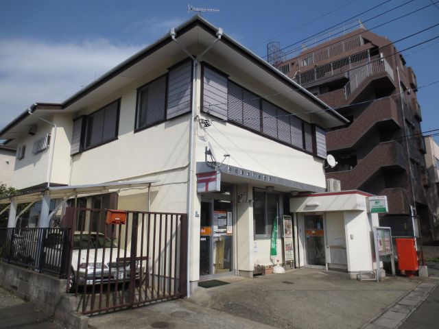 郵便局　本町郵便局（郵便局）まで1200m