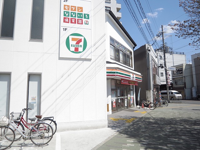 コンビニ　セブンイレブン 京都千本今出川店（コンビニ）まで381m