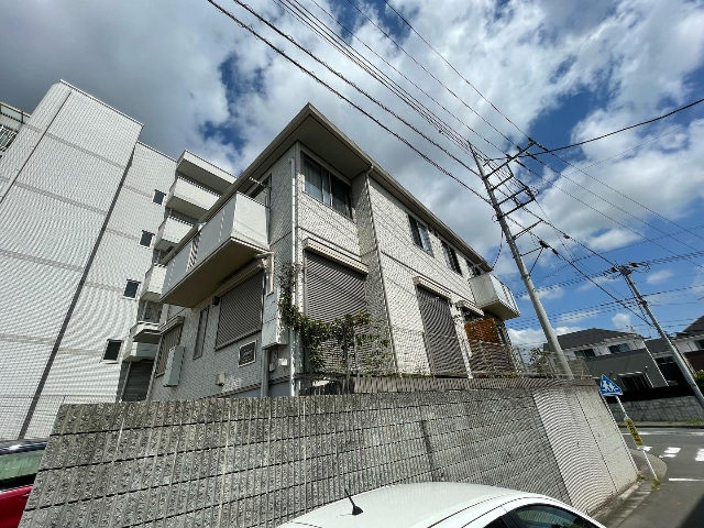 建物外観　★全戸角部屋★ヨークタウンやコンビニも近く便利な立地です♪