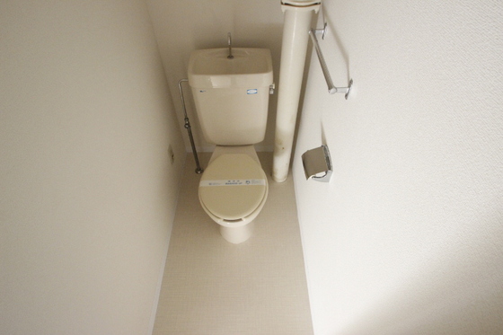 トイレ　※別部屋の写真です