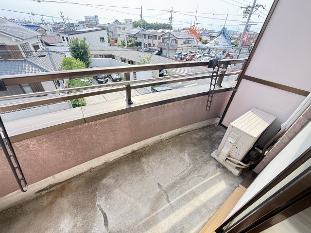 玄関　※写真は類似です