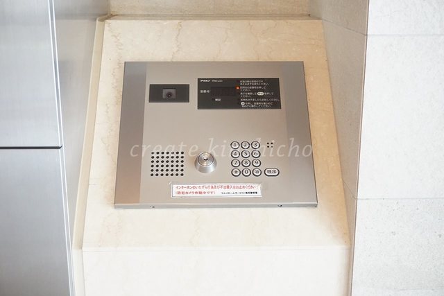 セキュリティ　オートロック完備