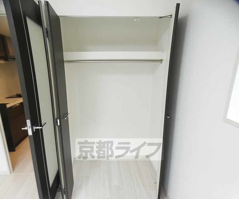 収納　ロングコート